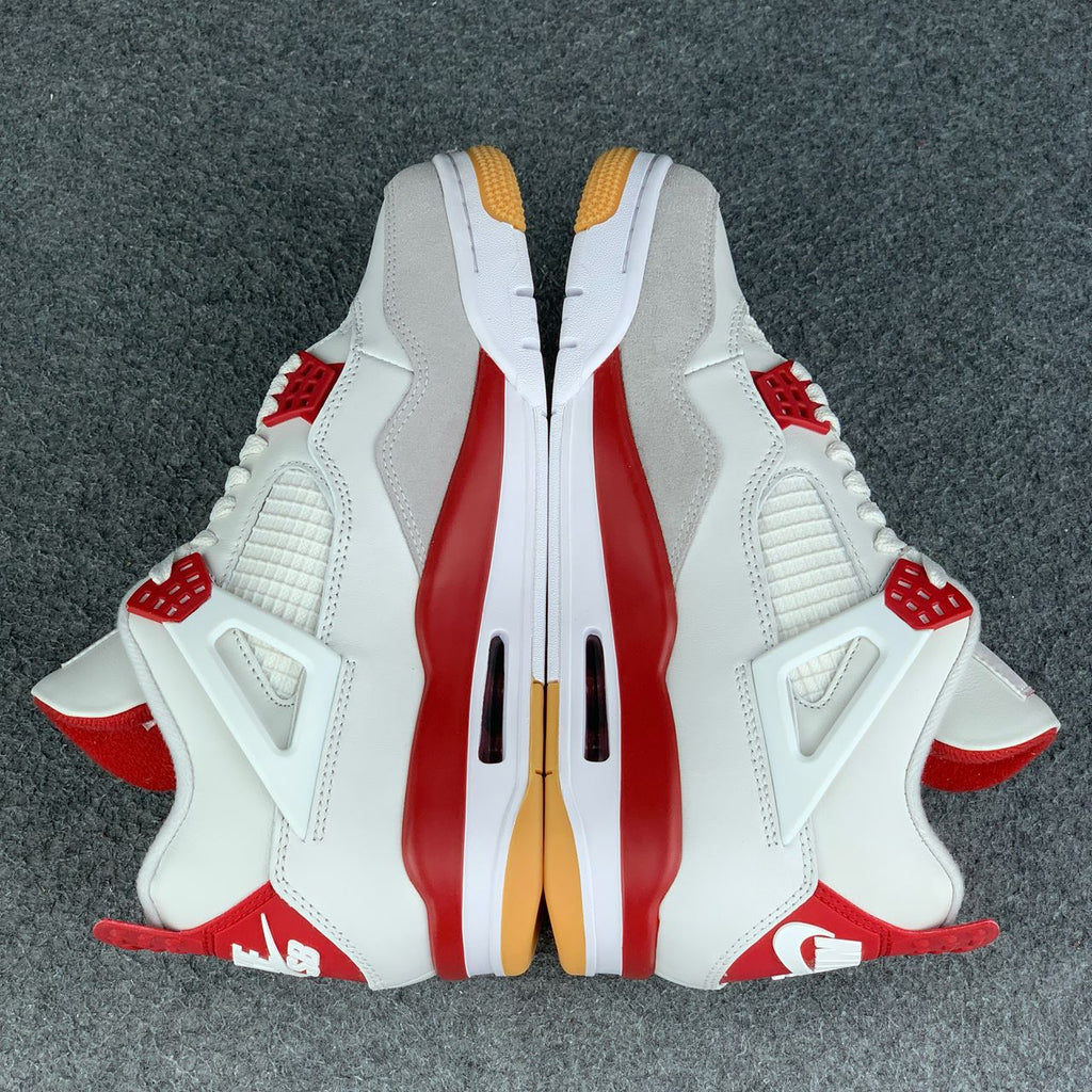 Nike SB x Air Jordan 4 Retro SP 'Varsity Red' Friends & Family