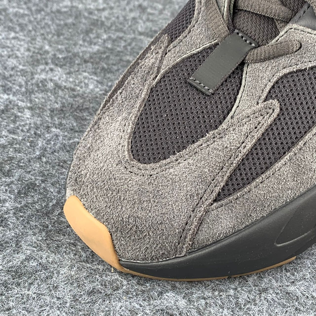 Yeezy Boost 700 'Utility Black'