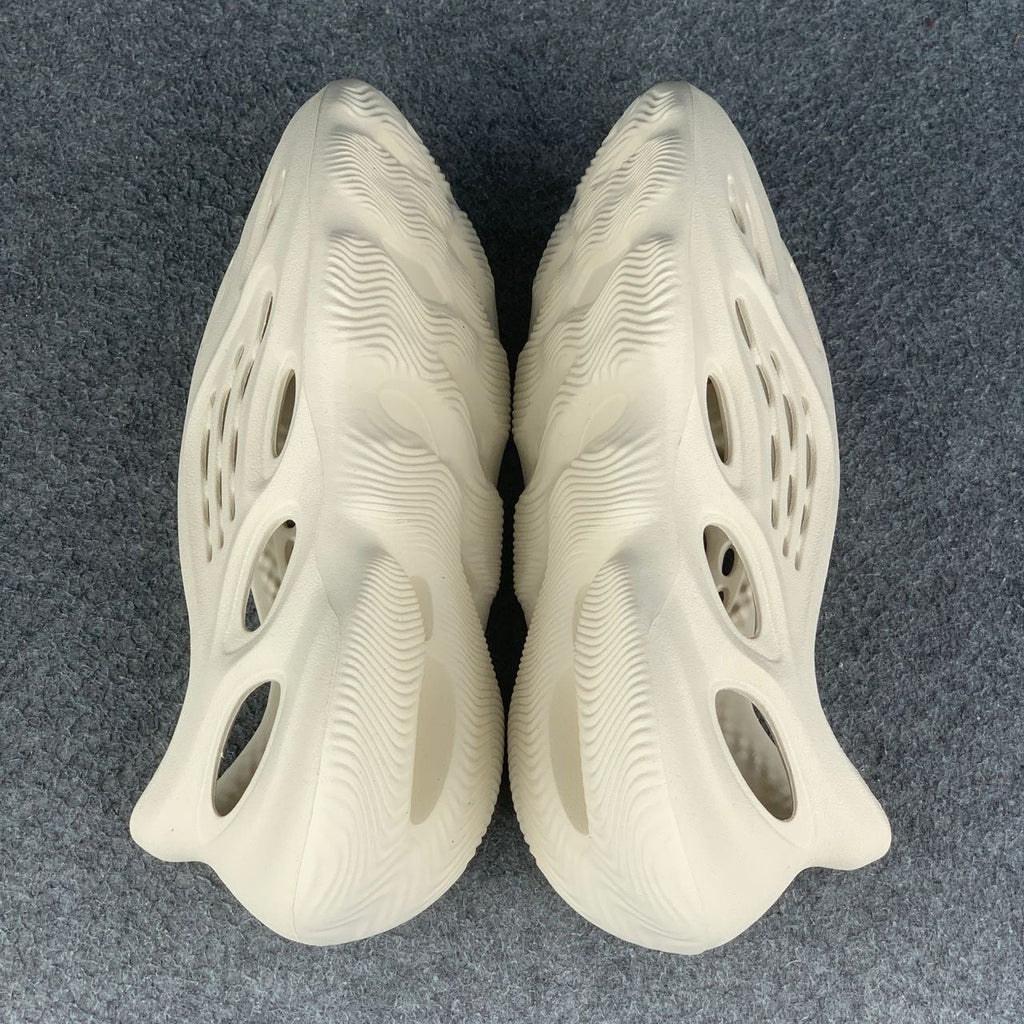 Yeezy Foam Runner 'Sand'