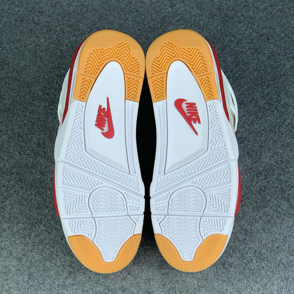 Nike SB x Air Jordan 4 Retro SP 'Varsity Red' Friends & Family