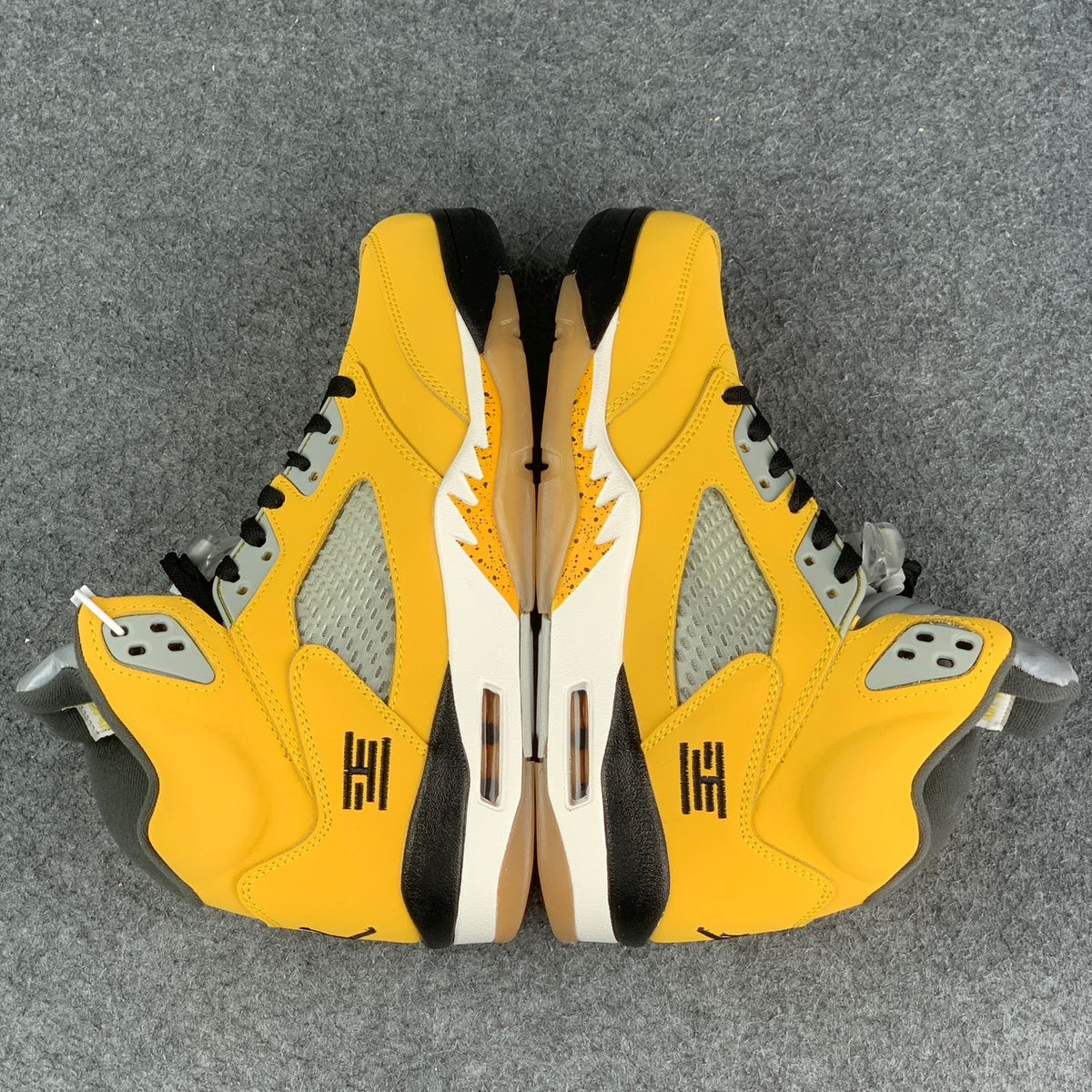 Air Jordan 5 Retro T23 'Tokyo' 2011