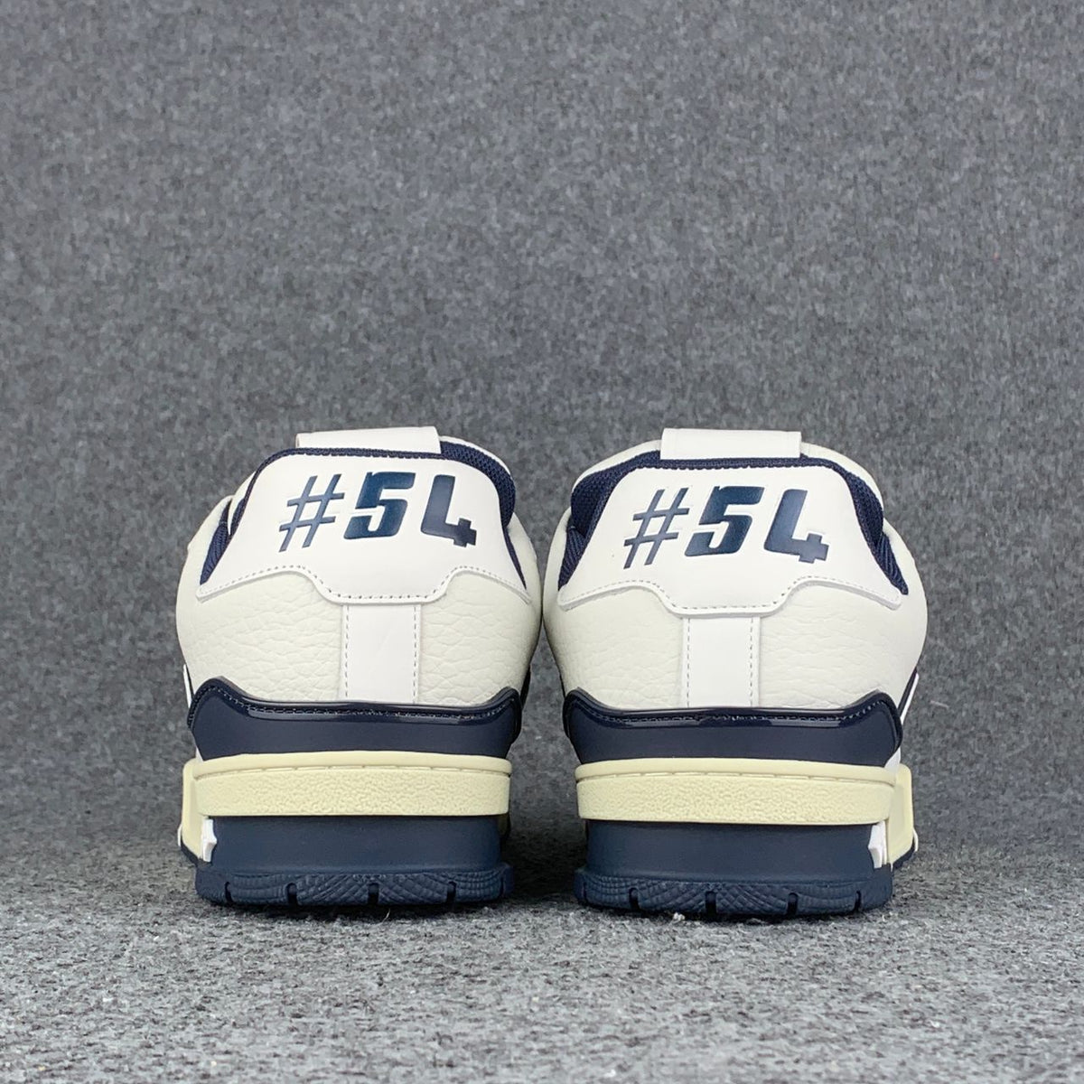 LV Trainer Low '#54 Signature 'White Marine'