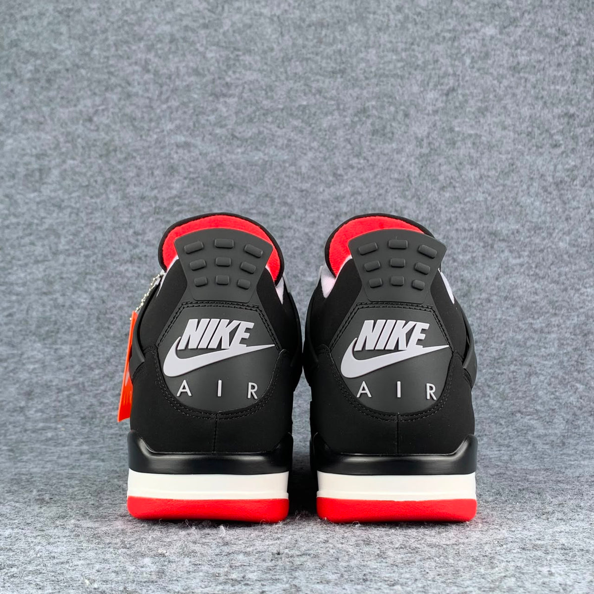 Air Jordan 4 Retro OG 'Bred' 2026