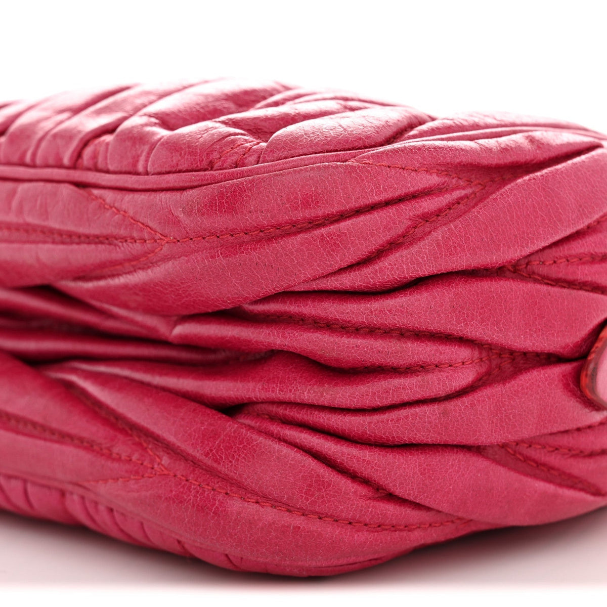 Vitello Lux Matelasse Zip Shoulder Bag Fuxia