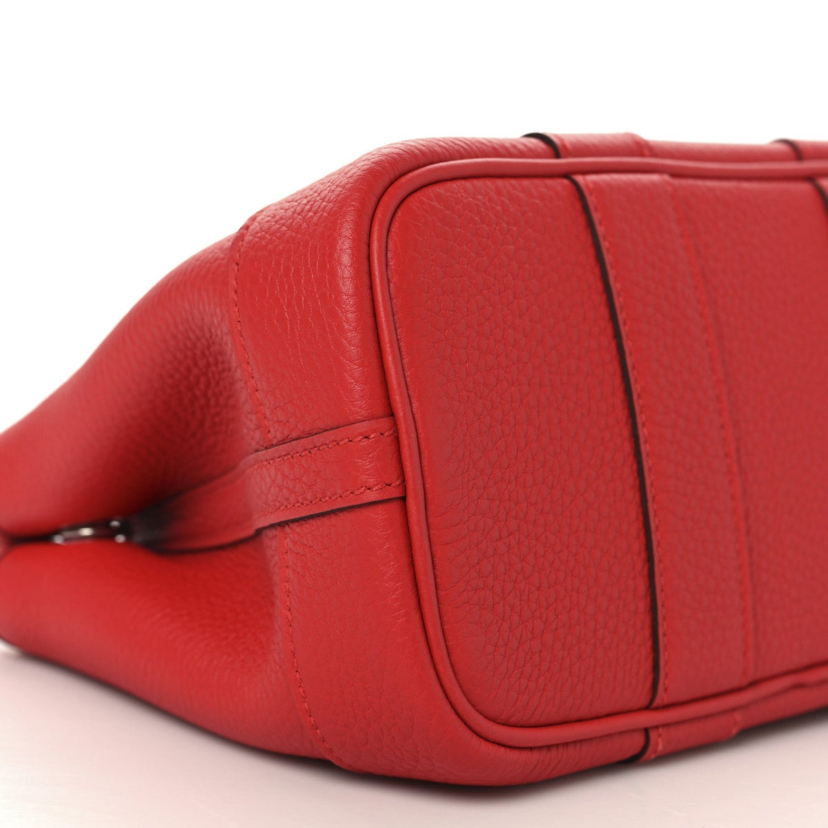 Togo Neo Garden 23 Rouge Radieux