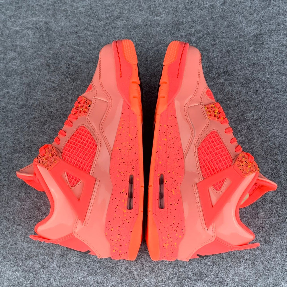 Wmns Air Jordan 4 Retro NRG 'Hot Punch'