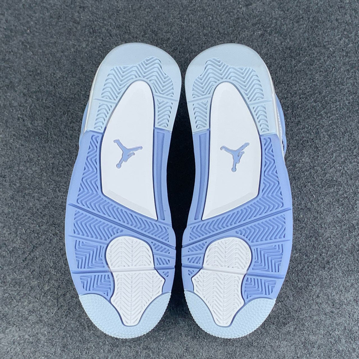 Wmns Air Jordan 4 Retro 'Forget Me Not'