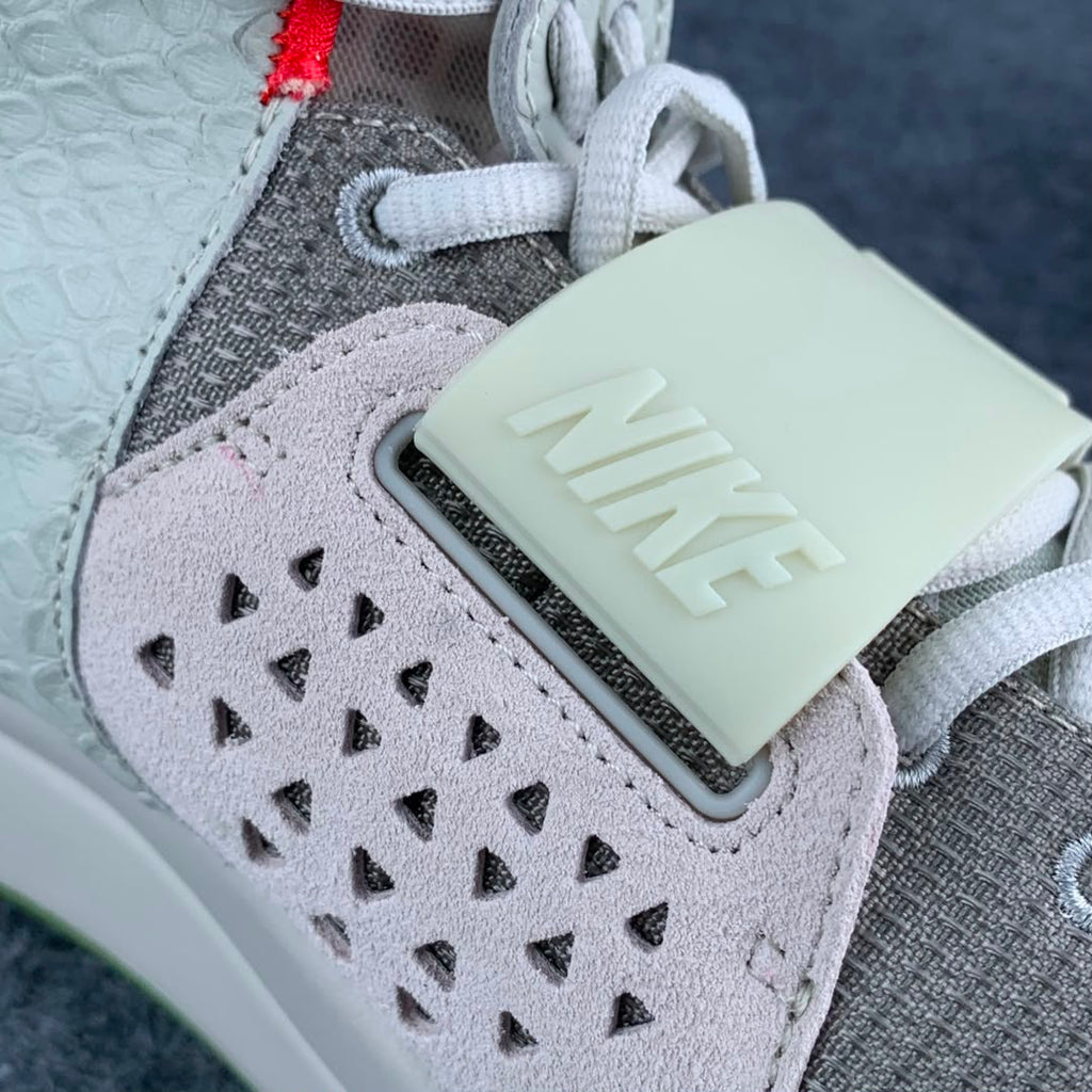 Air Yeezy 2 NRG 'Pure Platinum'