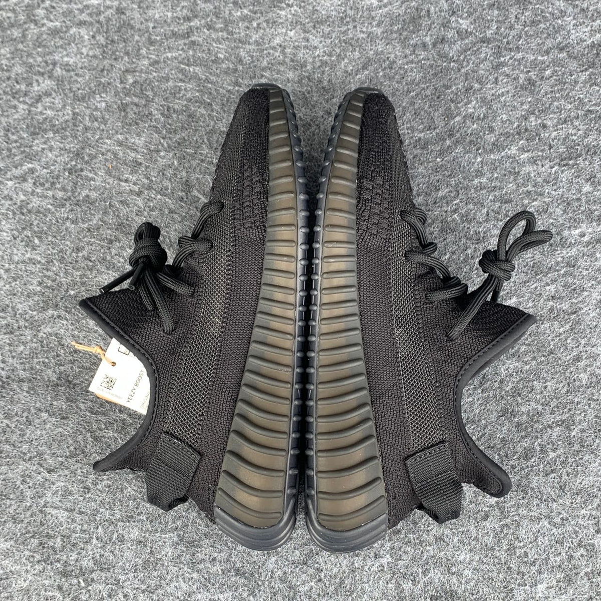 Yeezy Boost 350 V2 'Onyx'