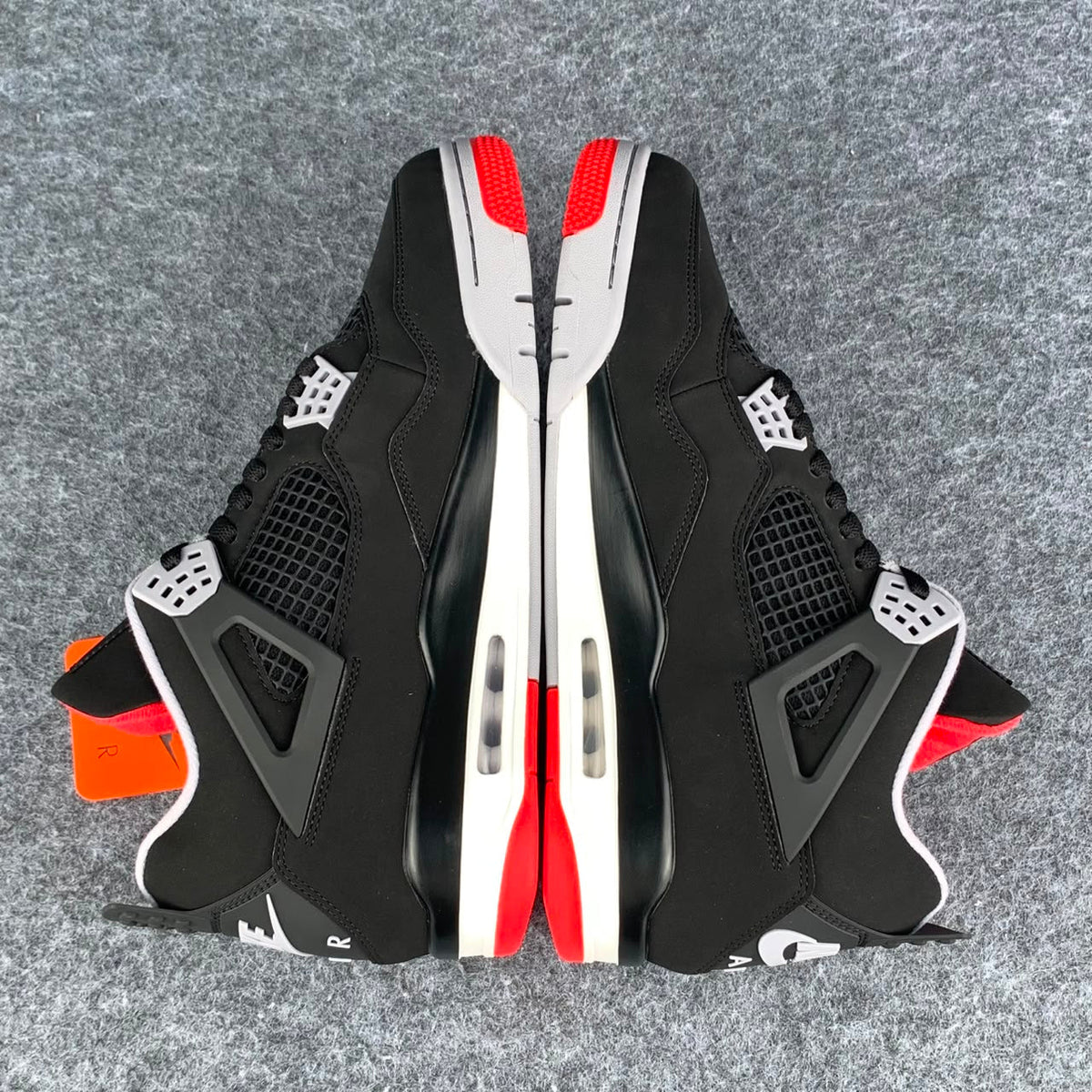 Air Jordan 4 Retro OG 'Bred' 2026