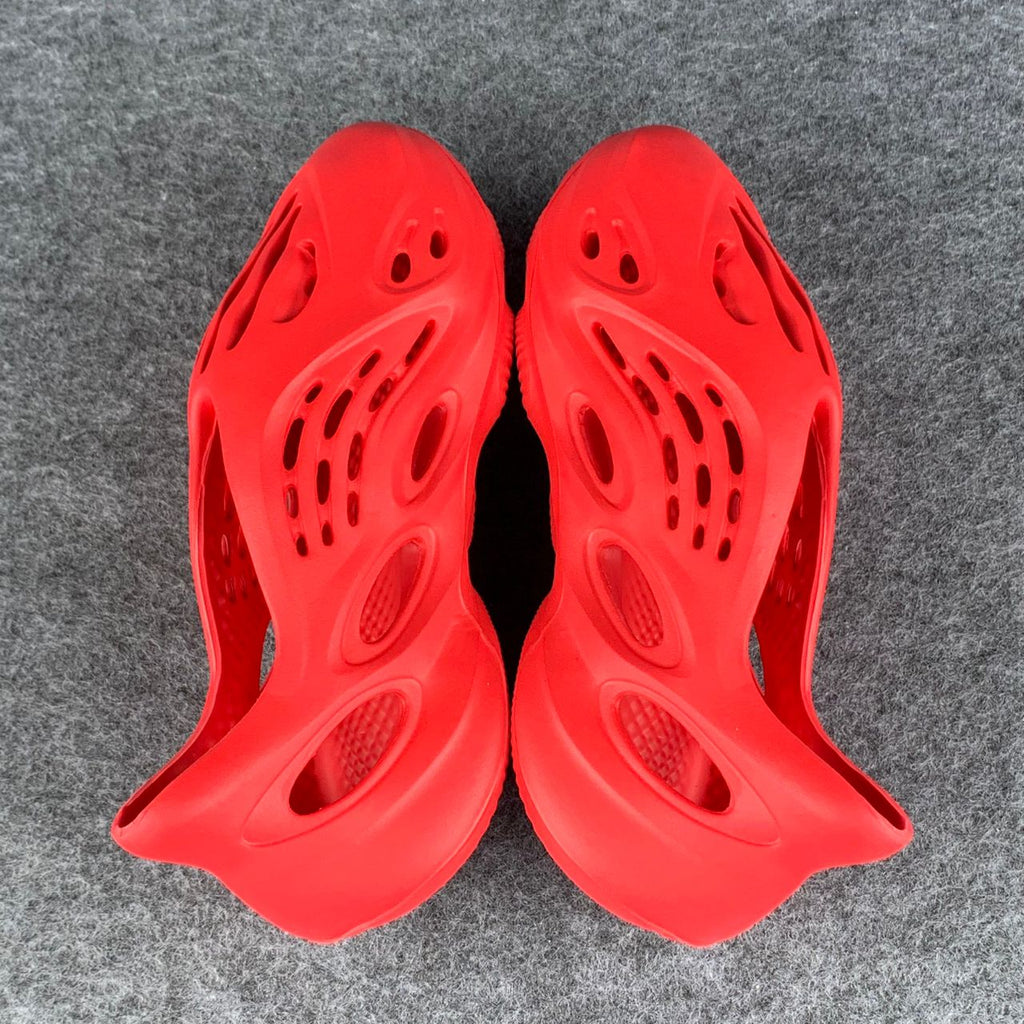 Yeezy Foam Runner 'Vermilion'