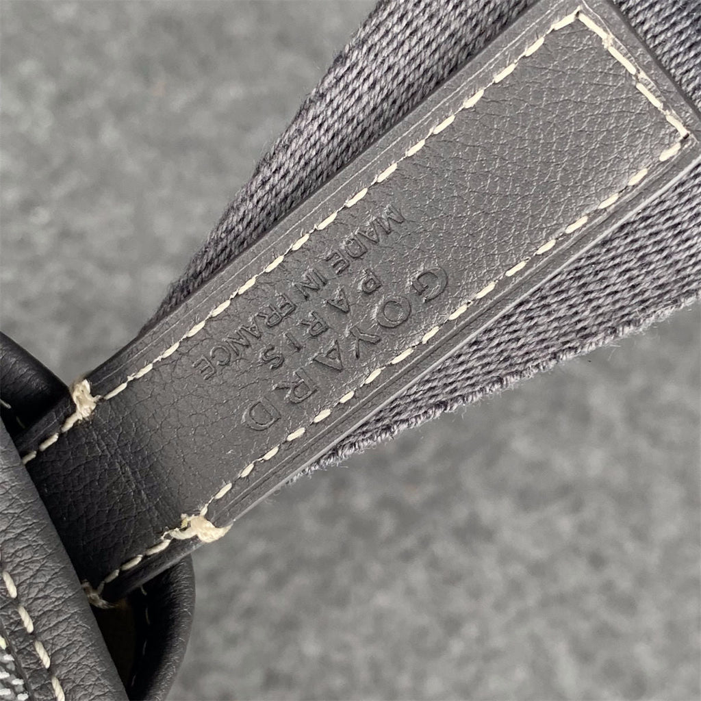 Goyard Capétien Messenger Bag 'Grey'