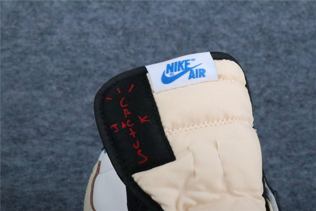 Fragment Design x Travis Scott x Air Jordan 1 Retro Low (US Warehouse, No QC)