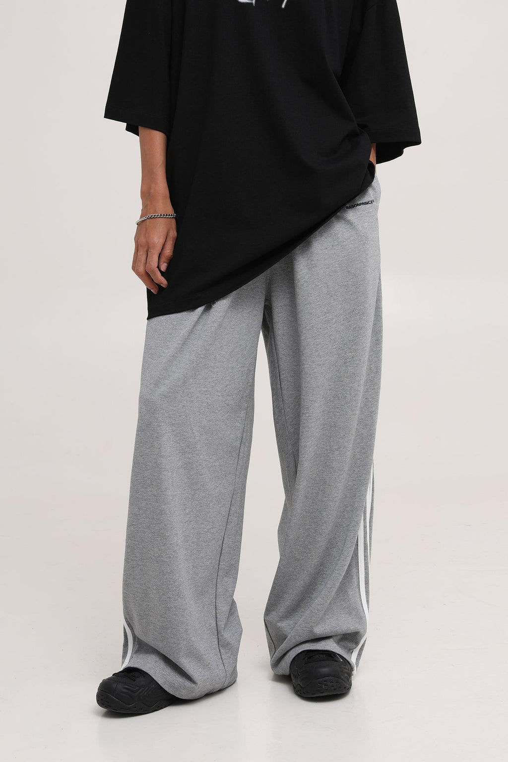 MASONPRINCE Baggy Trainer Pants