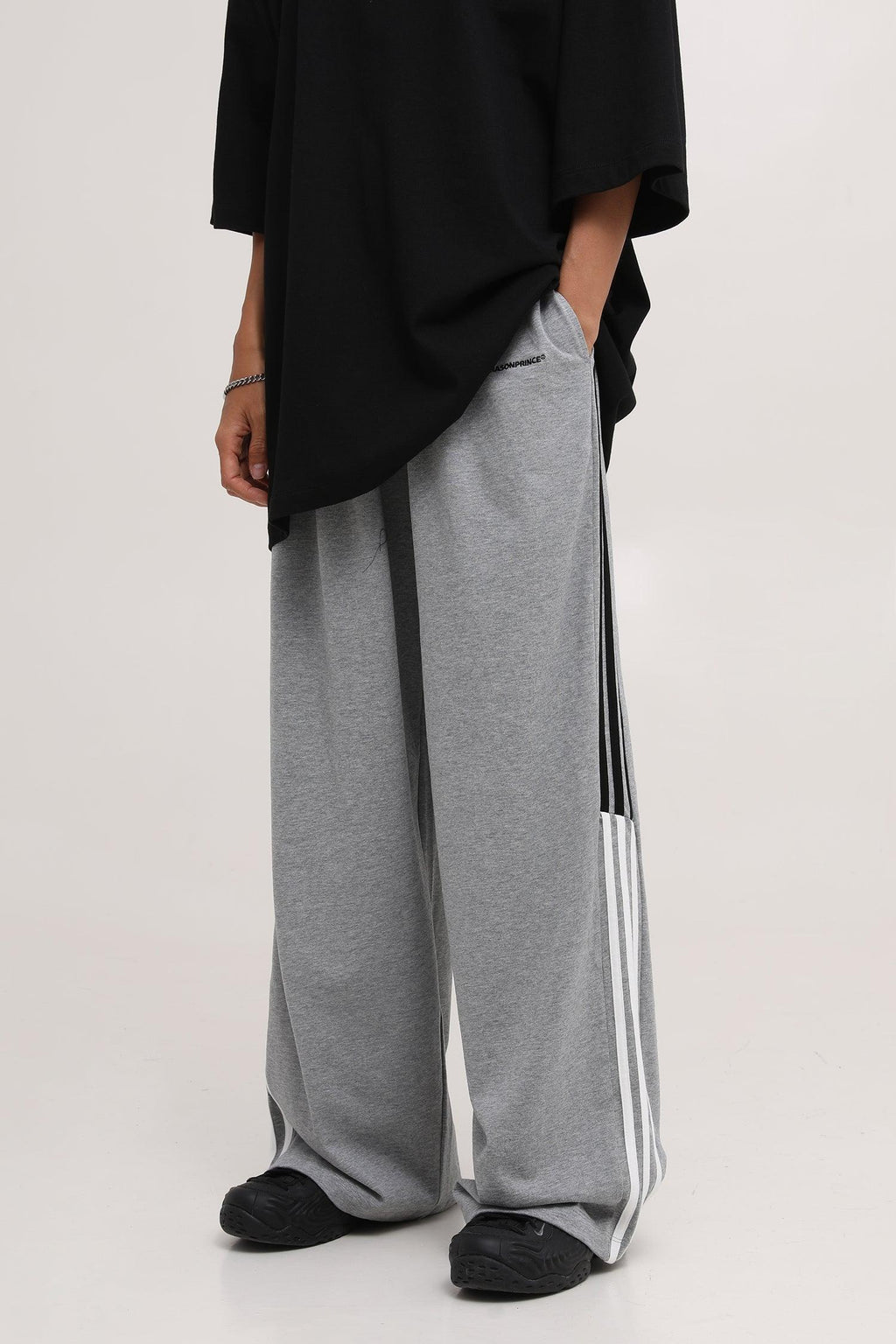 MASONPRINCE Baggy Trainer Pants