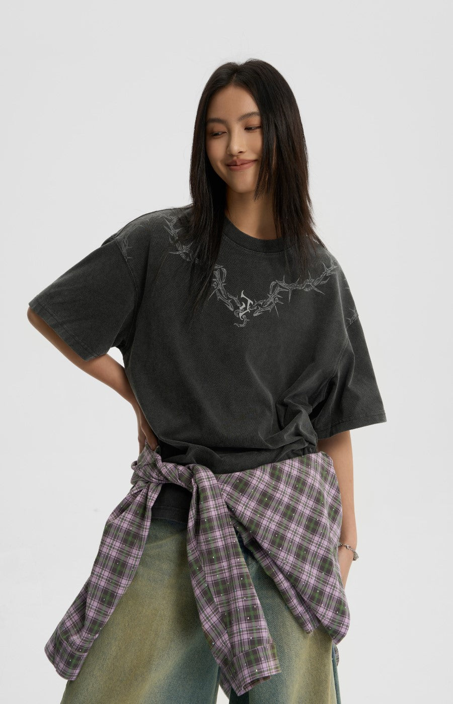 JHYQ Thorn Collar Tee