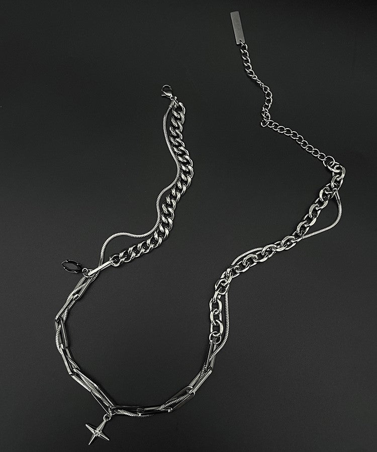 HEIMA Star Spike Necklace