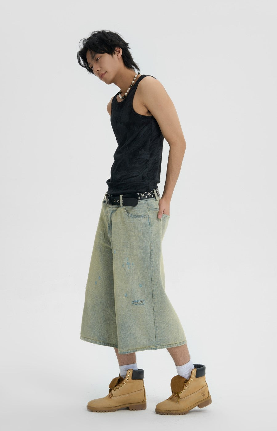 JHYQ Capri Cut Light Wash Denim Shorts