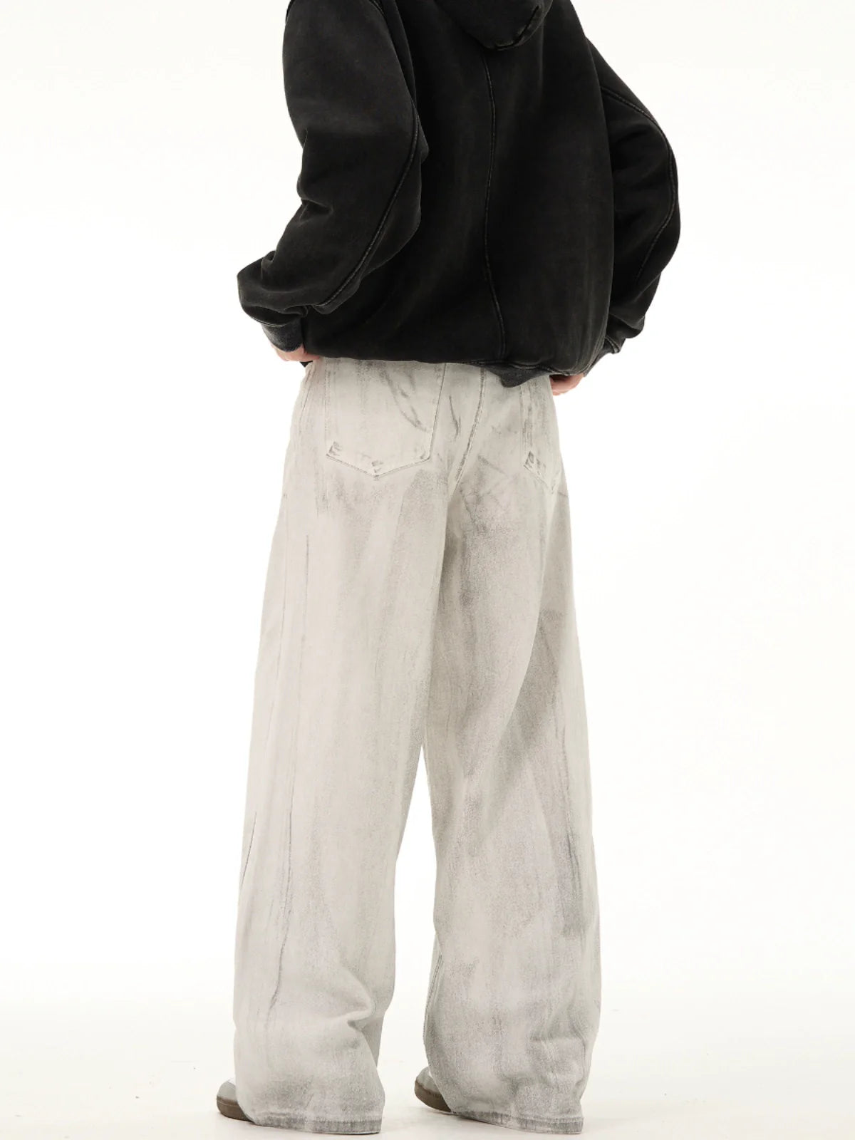 MADWITCH Suketchi Slightly Faded Jeans