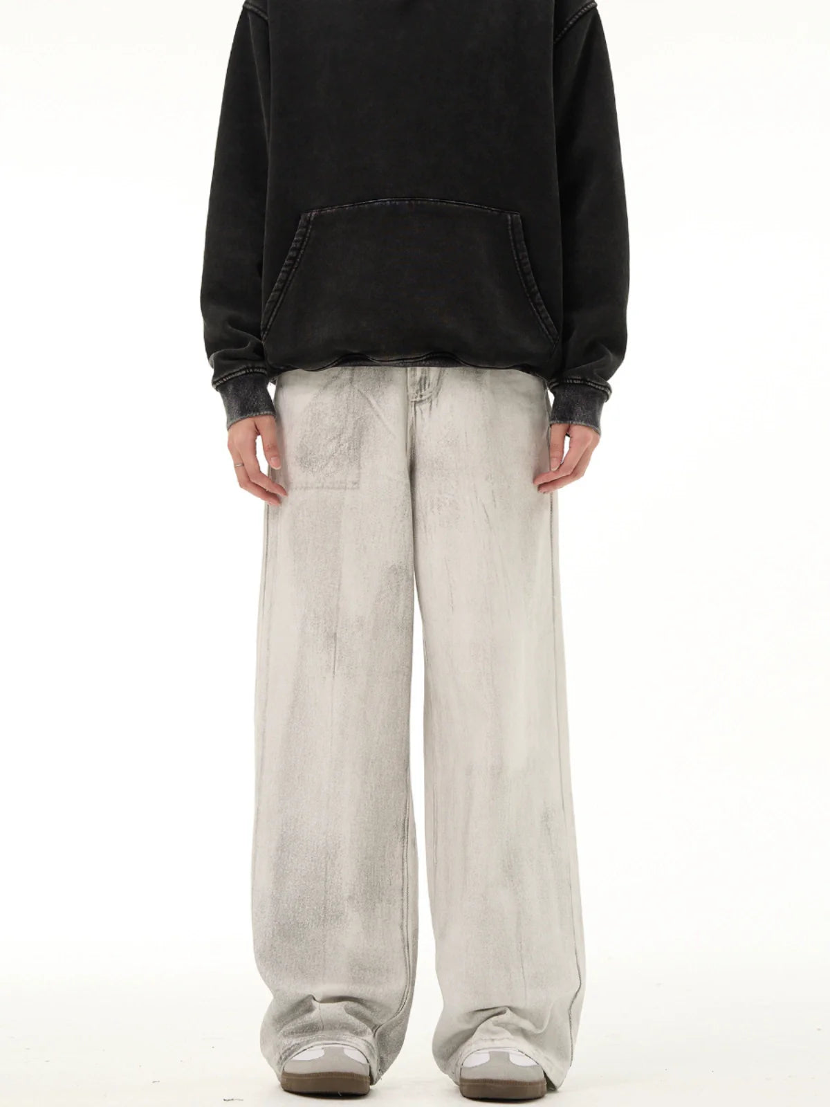 MADWITCH Suketchi Slightly Faded Jeans
