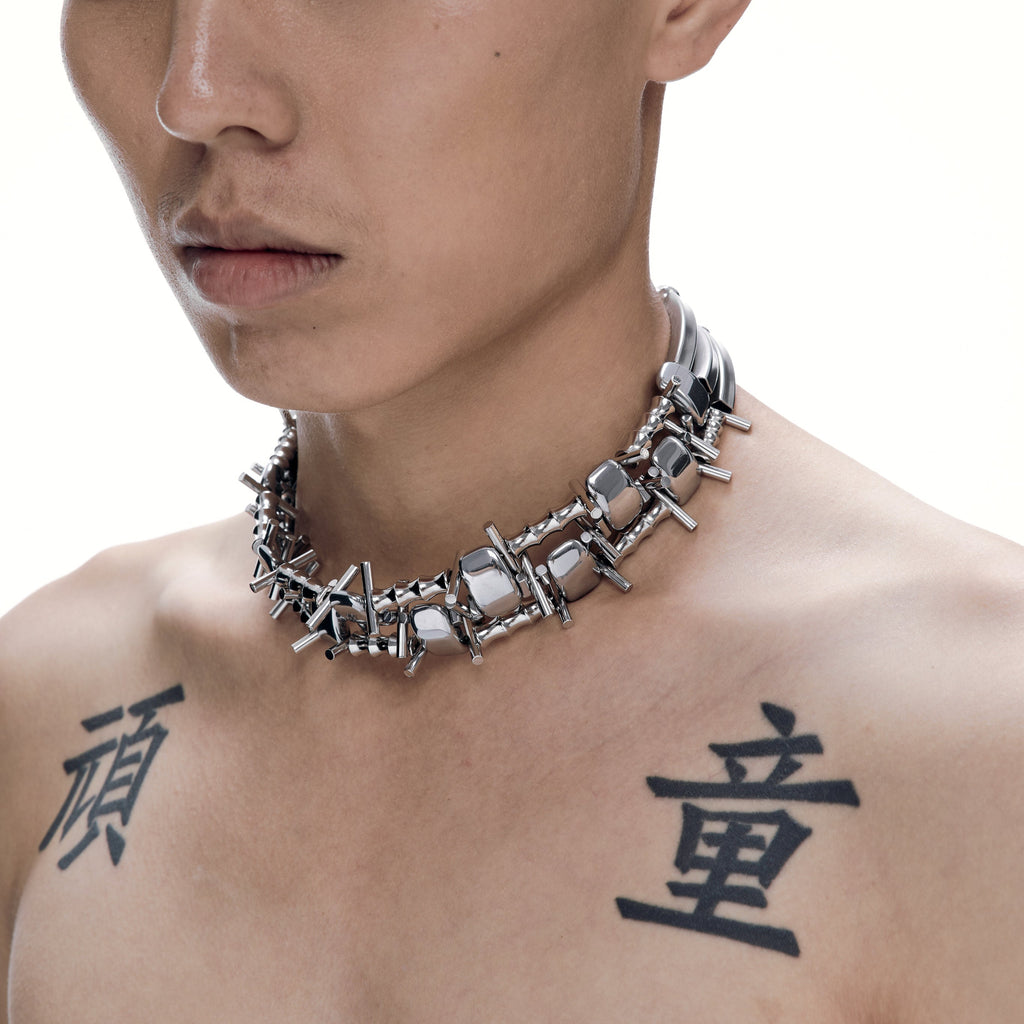 ILLuSoRy Specters Embrace Necklace