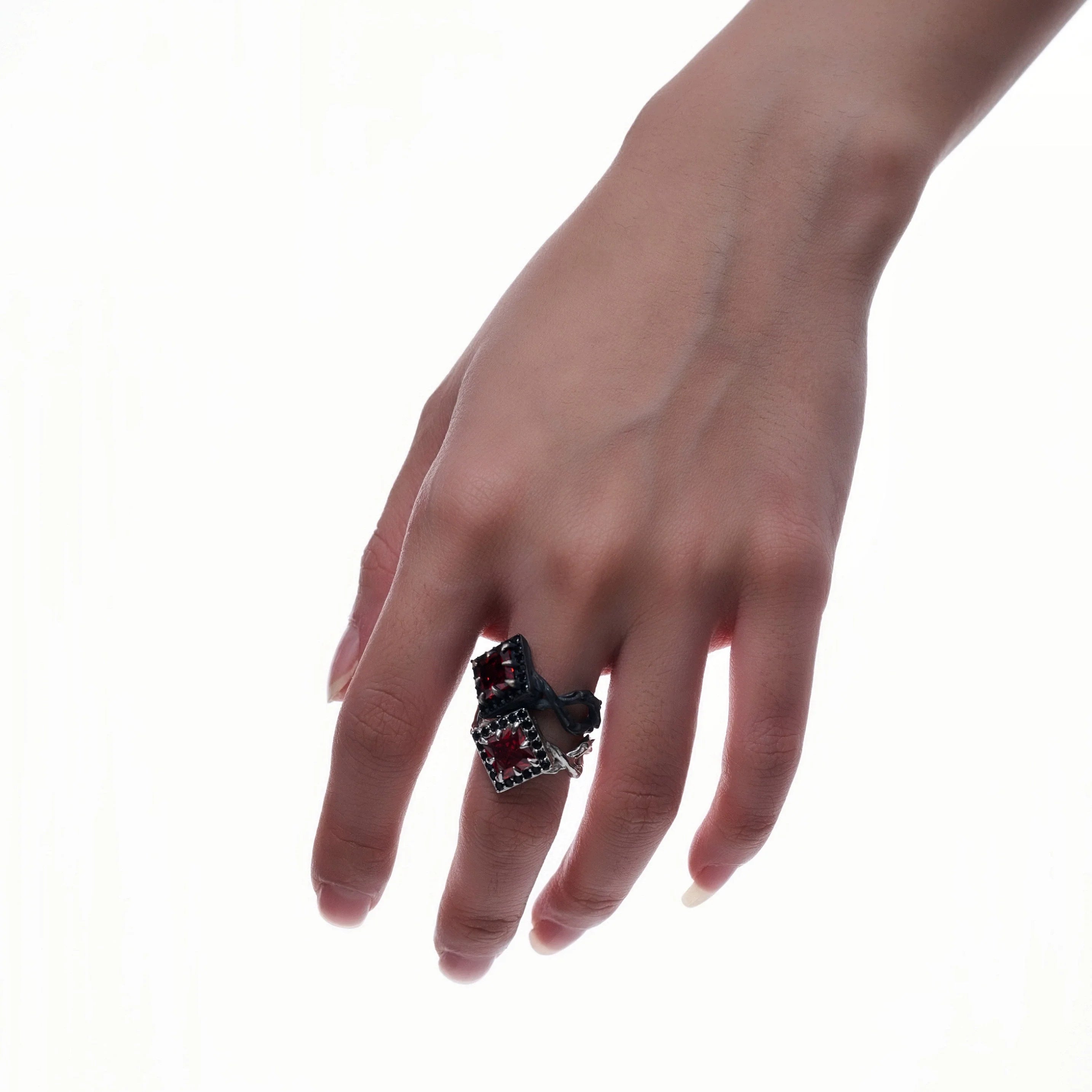 ILLuSoRy's Chained Darkness Ring