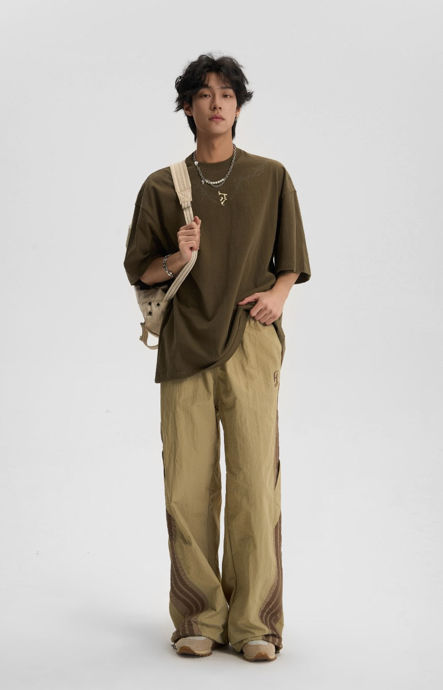 JHYQ Thorn Collar Tee