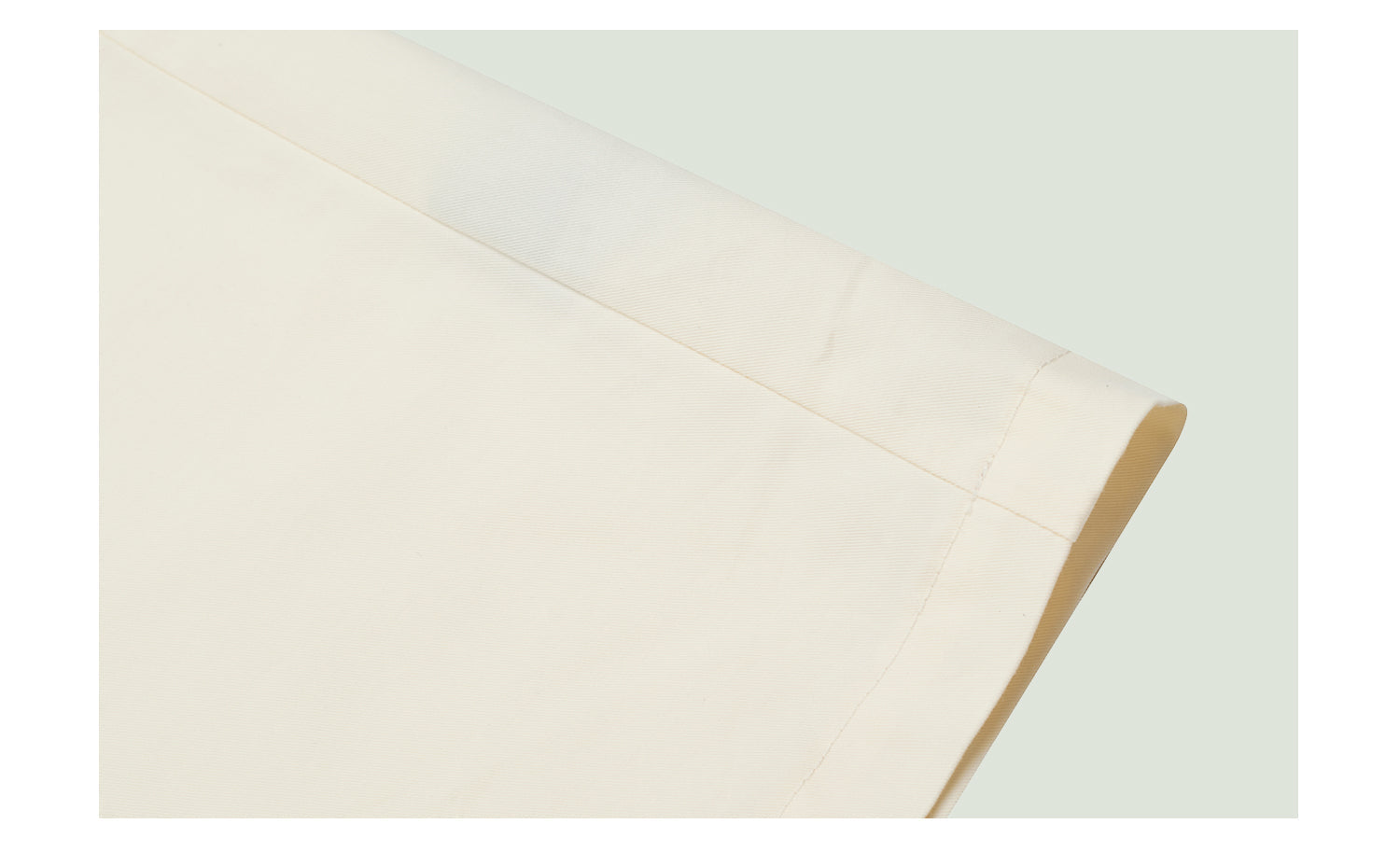 EMPTY REFERENCE Off-White Button-Up Shirt