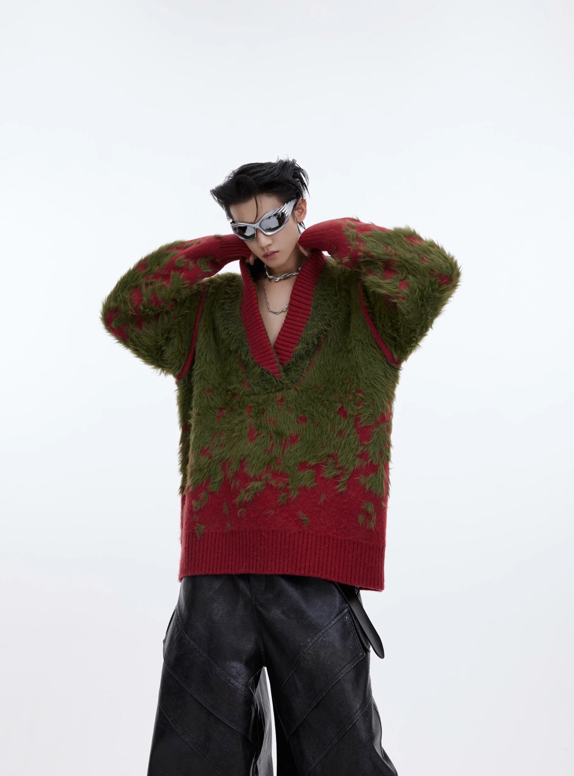 CulturE Contrast Textured V-Neck Sweater