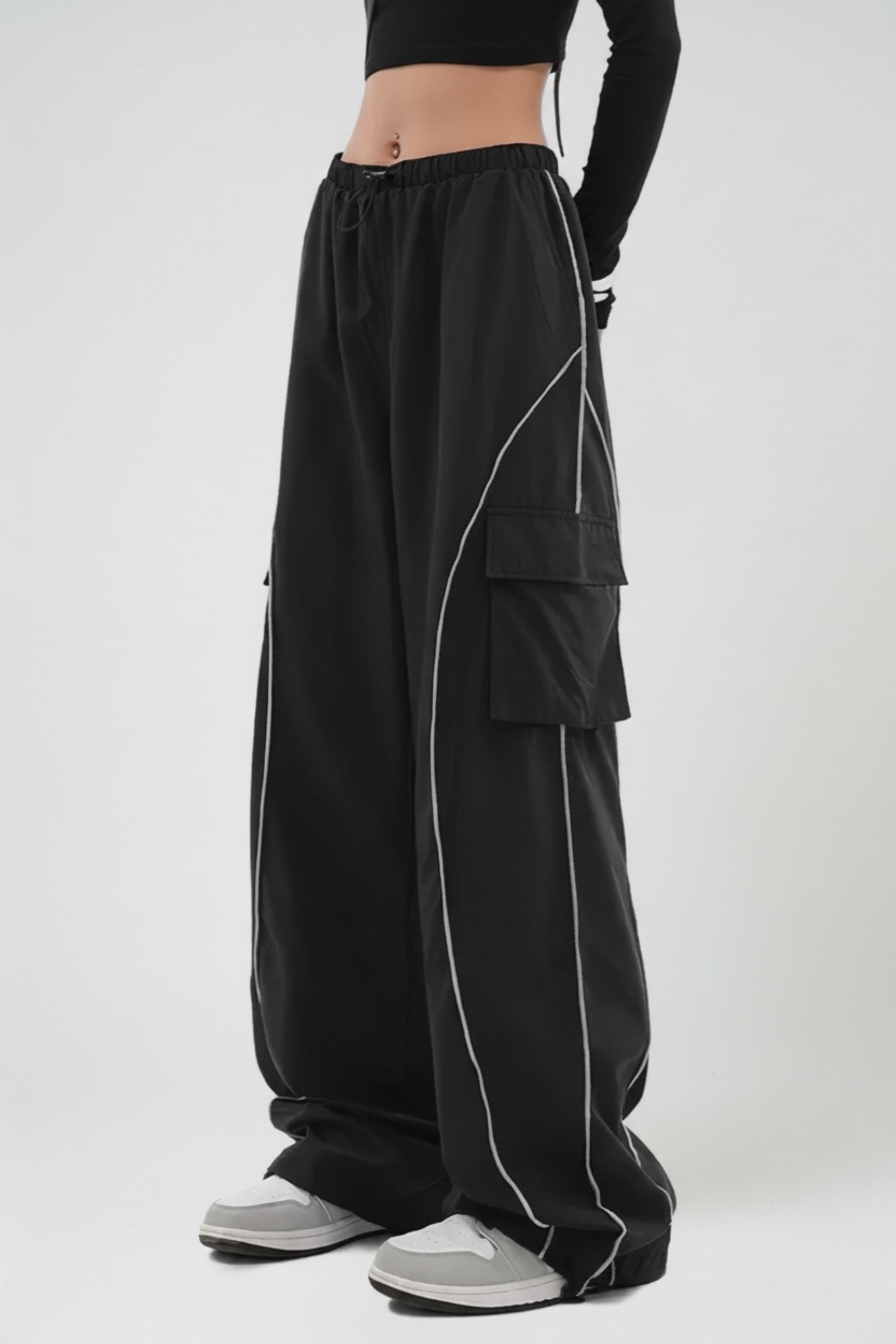 Y2K Black Cargo Pants