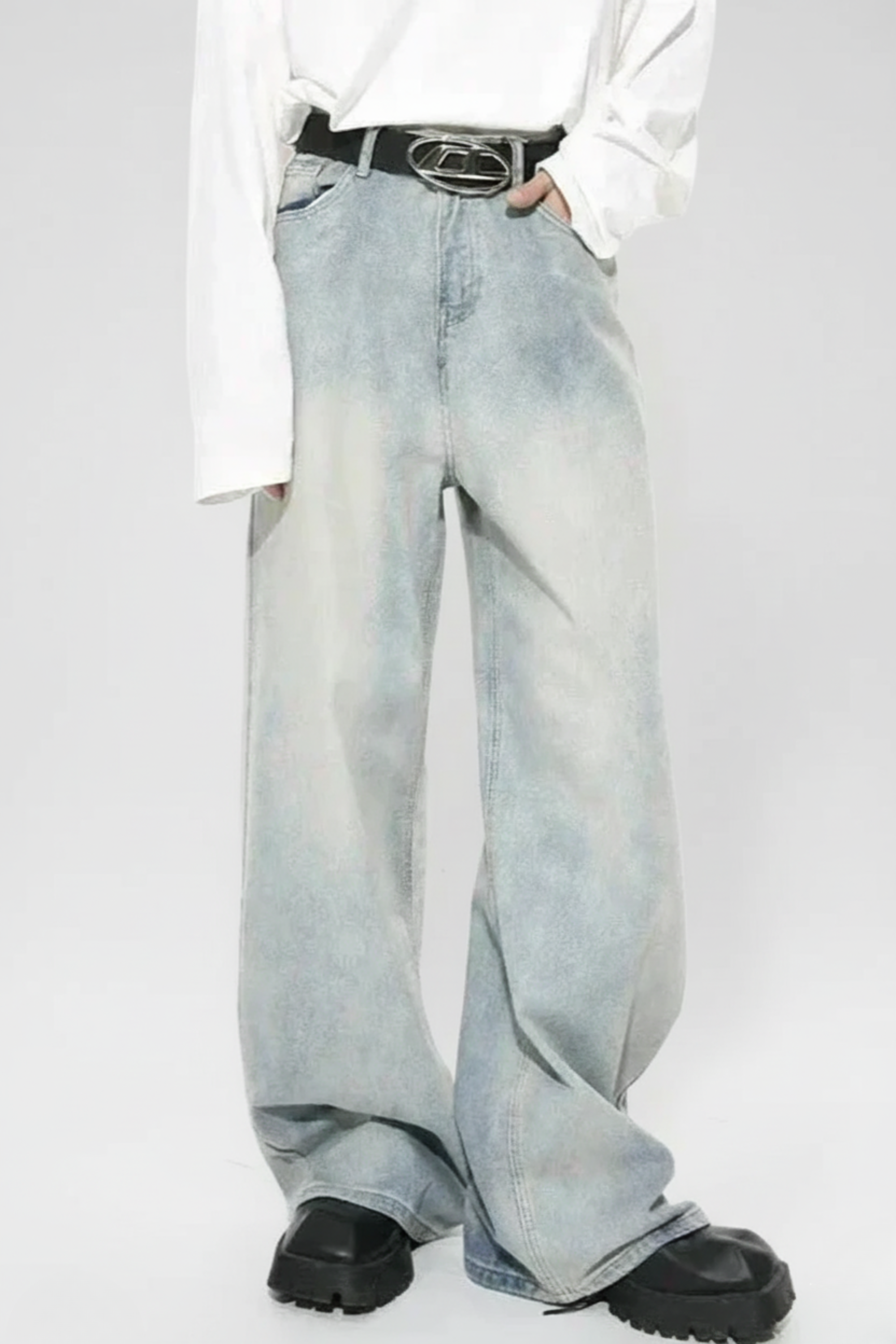 Light Wash Baggy Wide Leg Jeans