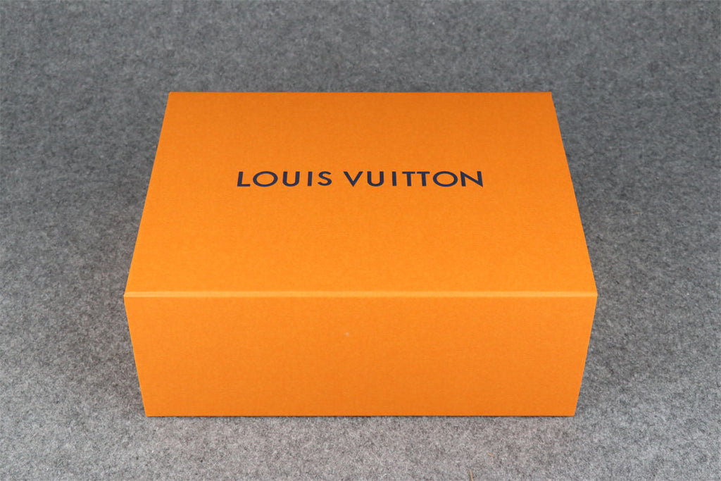 LV Trainer 'Mint White'