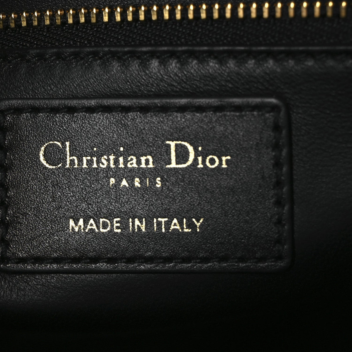 Box Calfskin 30 Montaigne Flap Bag Black