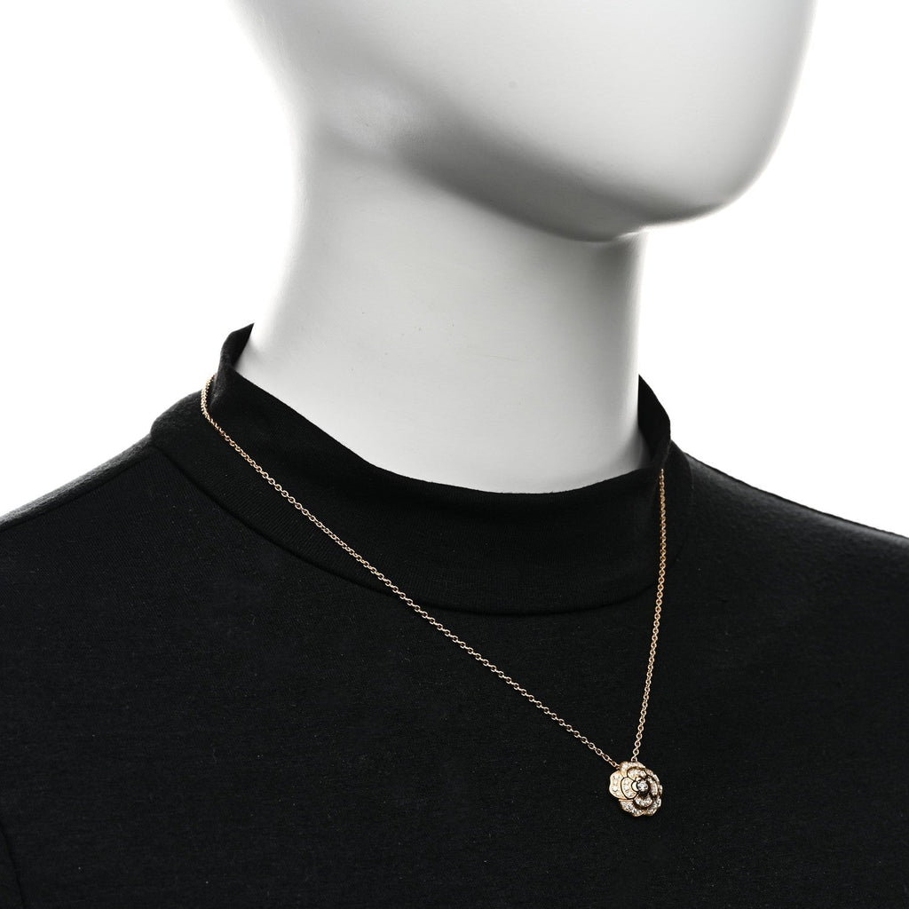 18K Yellow Gold Diamond Bouton de Camelia Pendant Necklace